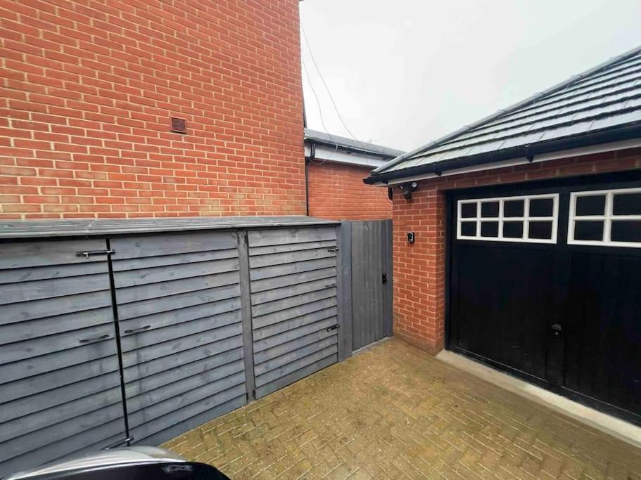Modern Stylish Studio Flat Near Leigh On Sea. Hadleigh  外观 照片
